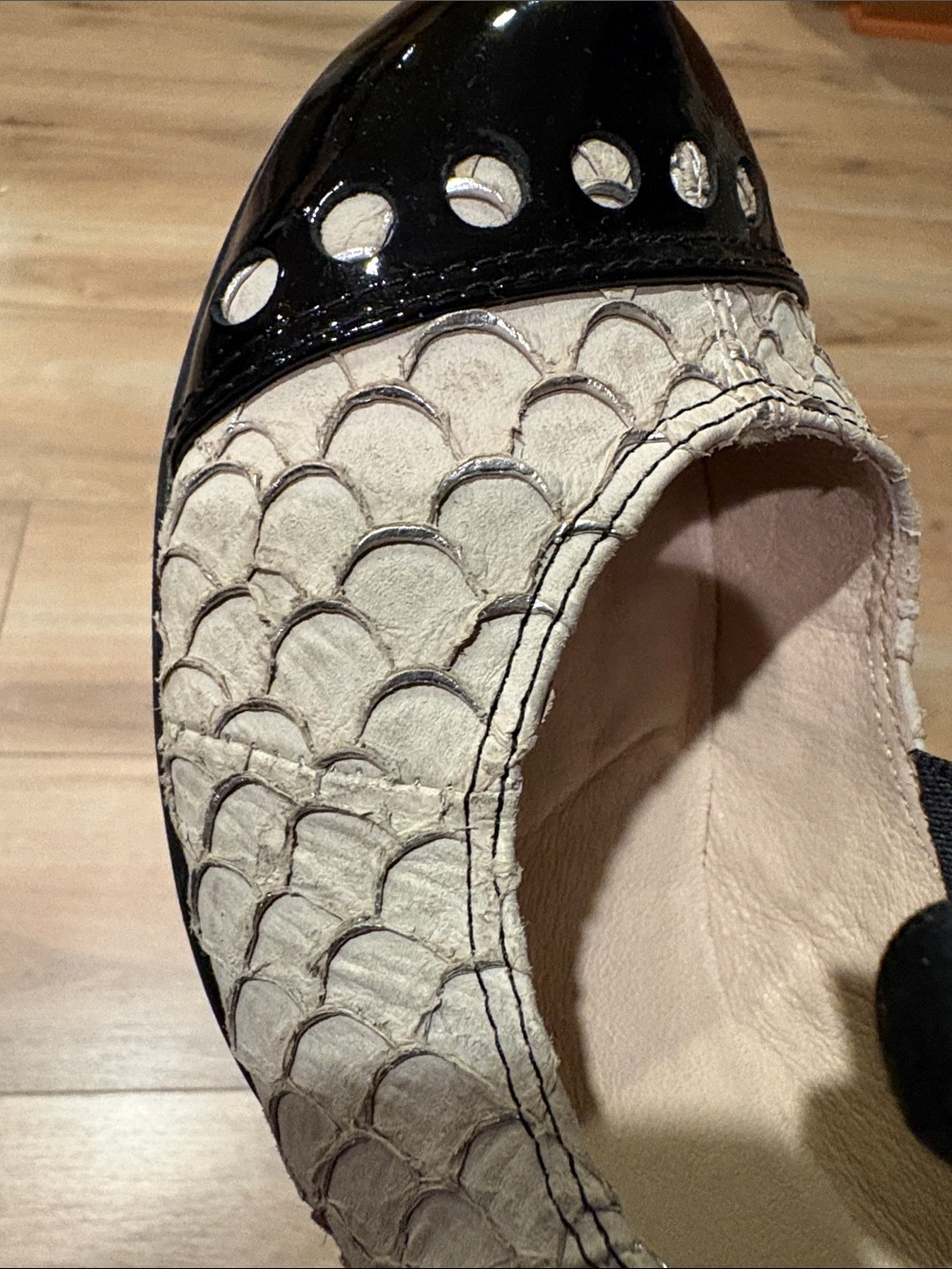 All Black,  Mary Jane shoes, Euro size 41. - Picture 5 of 7